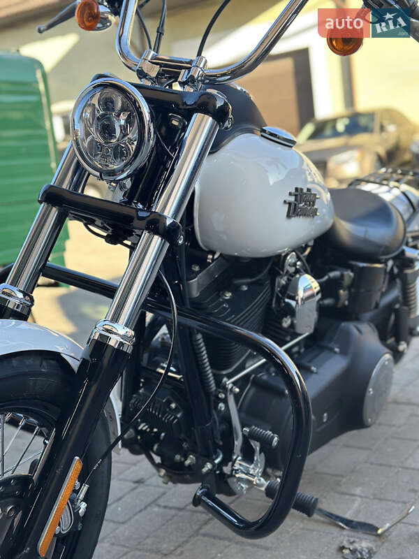Мотоцикл Круизер Harley-Davidson Dyna 2016 в Львове