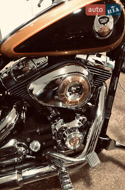 Мотоцикл Классик Harley-Davidson Dyna 2007 в 