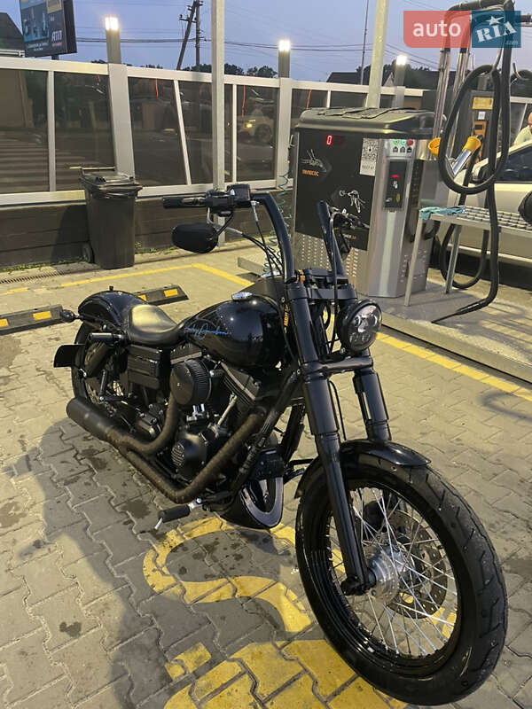 Боббер Harley-Davidson Dyna 2011 в Святопетровское