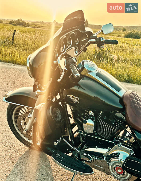 Мотоцикл Круизер Harley-Davidson Electra Glide 2012 в Львове