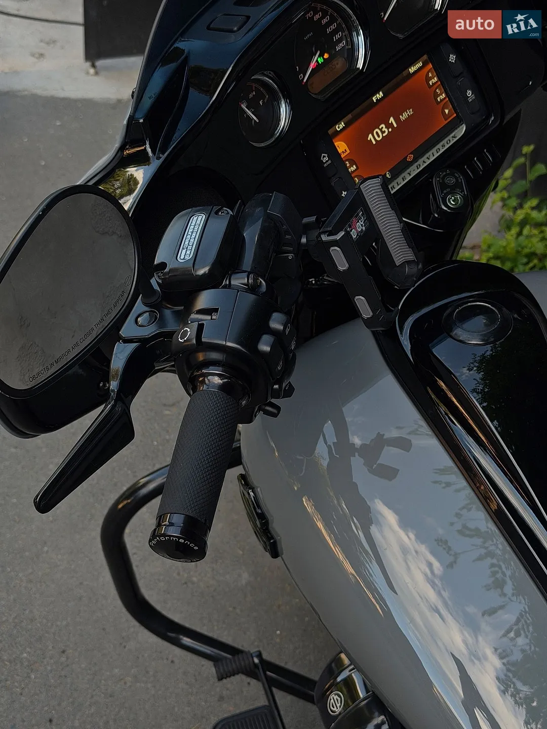Harley-Davidson Electra Glide 2019 VIN 1HD1FVC27KB649748 фото оголошення 7 з 10