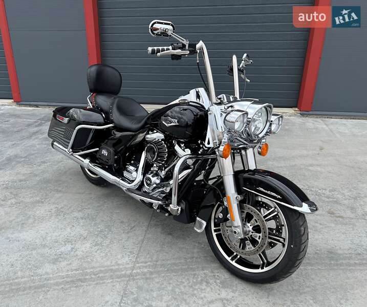 Harley-Davidson FLHR
