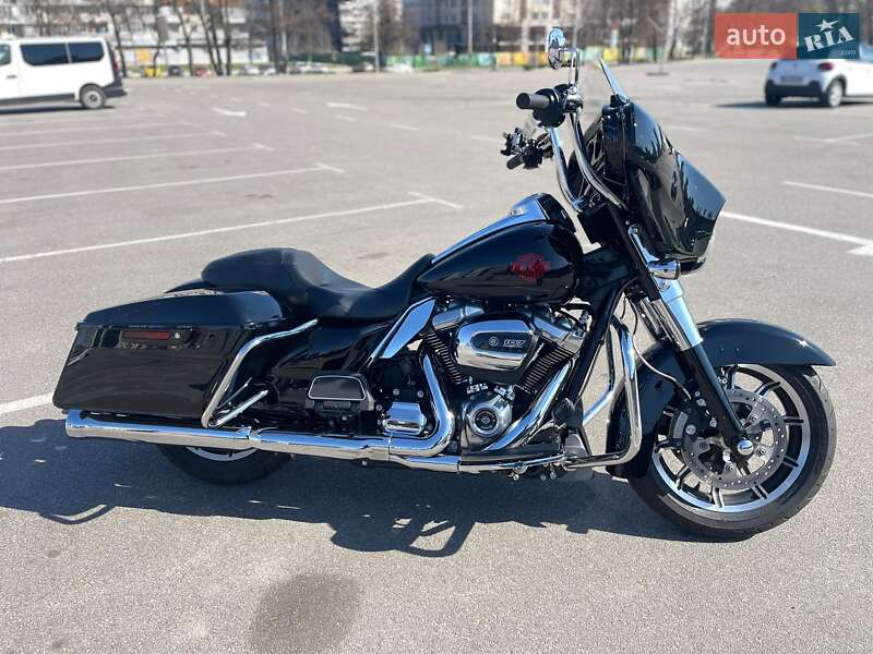 Мотоцикл Круизер Harley-Davidson FLHTC 2019 в Киеве