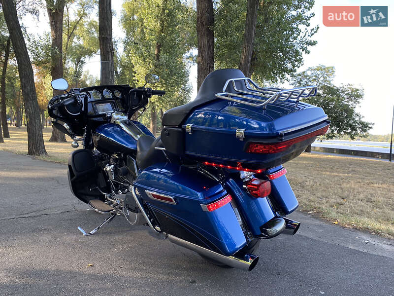 Мотоцикл Круизер Harley-Davidson FLHTCU Ultra Classic Electra Glide 2018 в Киеве