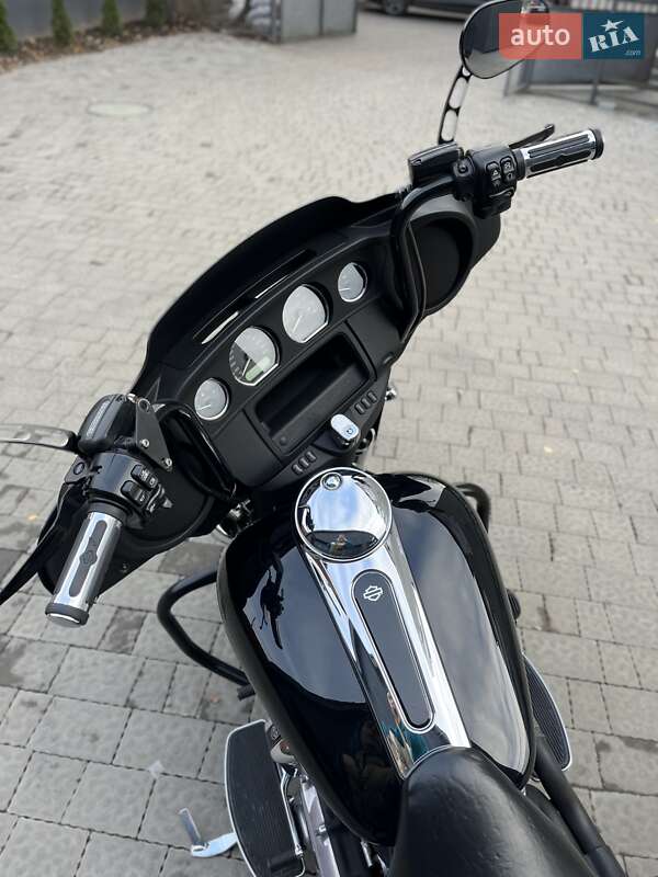 Мотоцикл Чоппер Harley-Davidson FLHTCU Ultra Classic Electra Glide 2017 в Львове