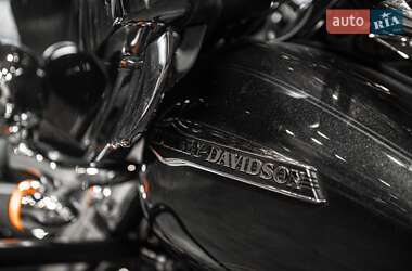 Мотоцикл Кастом Harley-Davidson FLHTCU Ultra Classic Electra Glide 2018 в 