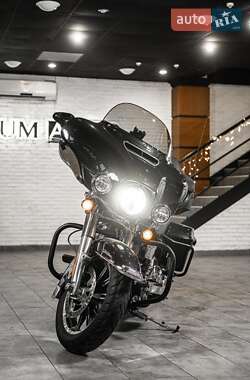 Мотоцикл Кастом Harley-Davidson FLHTCU Ultra Classic Electra Glide 2018 в 