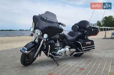 Мотоцикл Круизер Harley-Davidson FLHTCU Ultra Classic Electra Glide 2010 в 