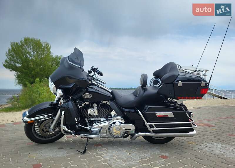 Мотоцикл Круизер Harley-Davidson FLHTCU Ultra Classic Electra Glide 2010 в 
