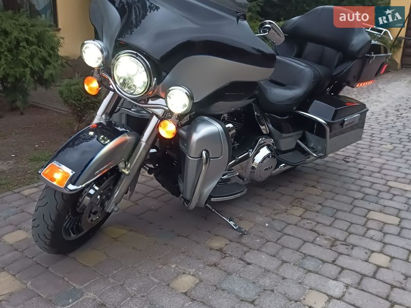 Harley-Davidson FLHTK Electra Glide Ultra Limited 2012