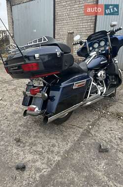 Мотоцикл Чоппер Harley-Davidson FLHTK 2013 в 