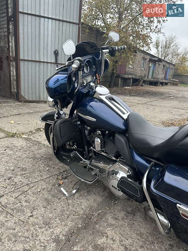 Мотоцикл Чоппер Harley-Davidson FLHTK 2013 в Кривом Роге