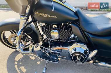 Мотоцикл Круизер Harley-Davidson FLHX Street Glide 2013 в 