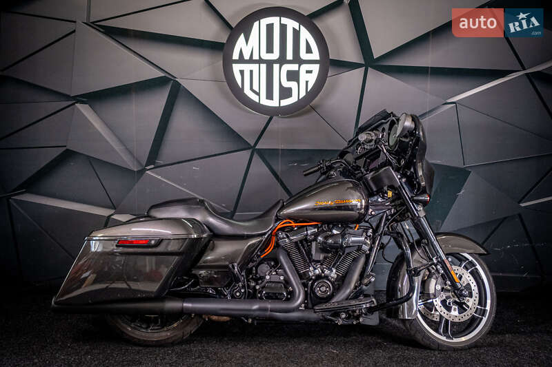 Harley-Davidson FLHX Street Glide 2018