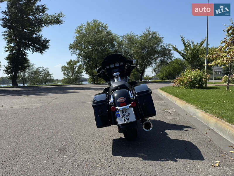 Мотоцикл Чоппер Harley-Davidson FLHX Street Glide 2014 в Кременчуге
