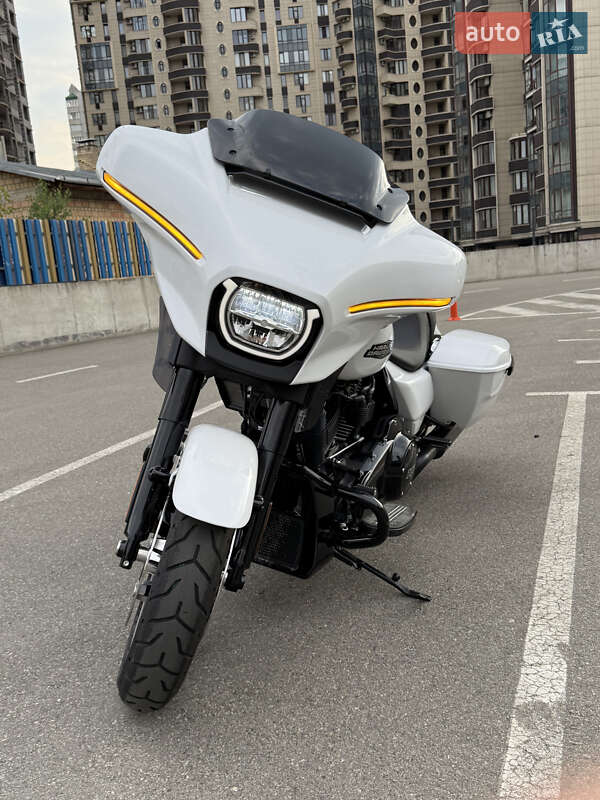 Мотоцикл Круизер Harley-Davidson FLHX 2023 в Киеве фото 23 Мотоцикл Круизер Harley-Davidson FLHX 2023 в Киеве