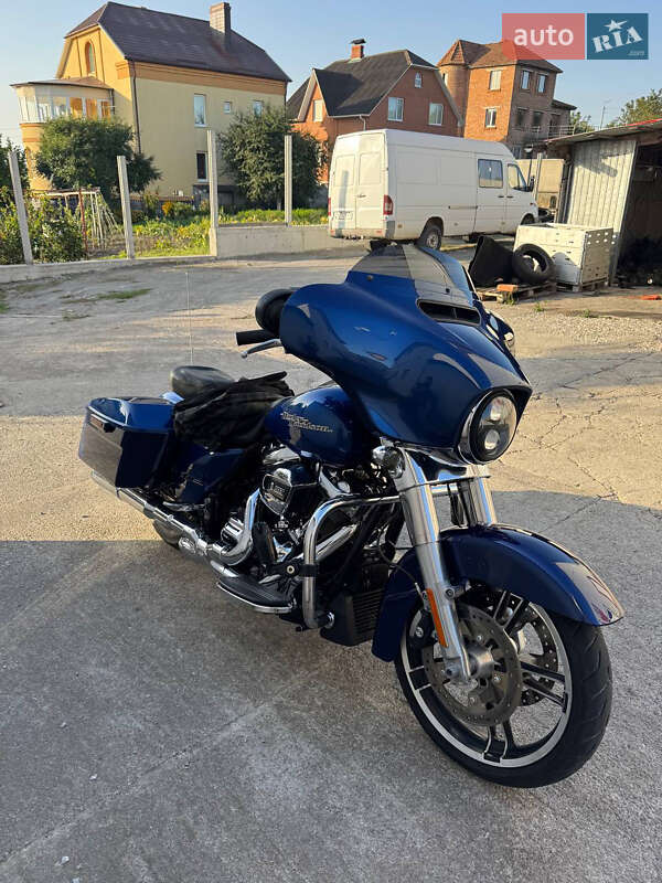 Harley-Davidson FLHX 2016