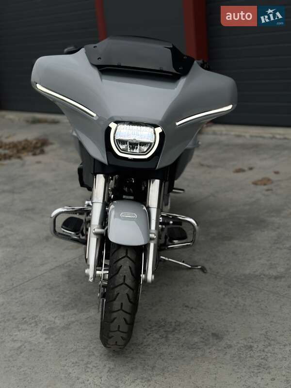 Мотоцикл Туризм Harley-Davidson FLHX 2024 в Барышевке фото 16 Мотоцикл Туризм Harley-Davidson FLHX 2024 в Барышевке
