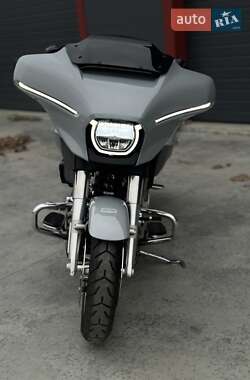 Мотоцикл Туризм Harley-Davidson FLHX 2024 в  фото 16 Мотоцикл Туризм Harley-Davidson FLHX 2024 в