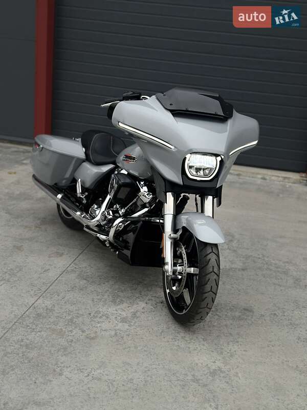 Мотоцикл Туризм Harley-Davidson FLHX 2024 в Барышевке фото 17 Мотоцикл Туризм Harley-Davidson FLHX 2024 в Барышевке