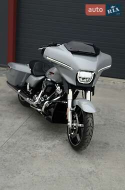 Мотоцикл Туризм Harley-Davidson FLHX 2024 в  фото 17 Мотоцикл Туризм Harley-Davidson FLHX 2024 в