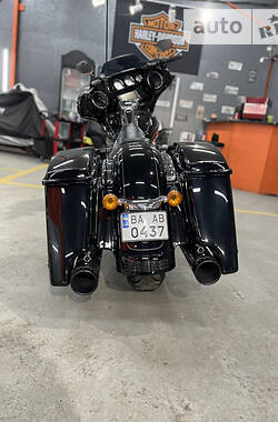 Мотоцикл Круизер Harley-Davidson FLHXS 2014 в Киеве