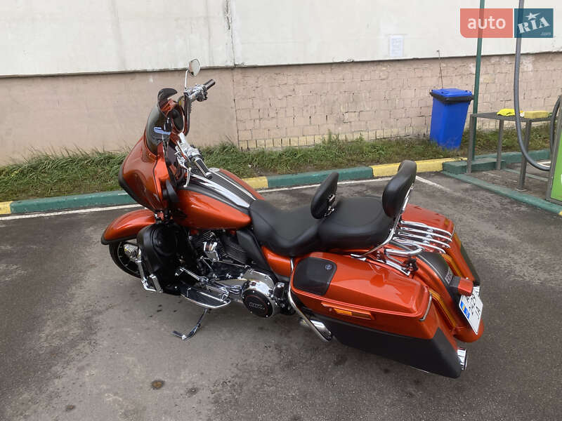 Мотоцикл Круизер Harley-Davidson FLHXSE 2018 в Киеве