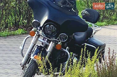 Мотоцикл Классик Harley-Davidson FLTRU 2013 в 