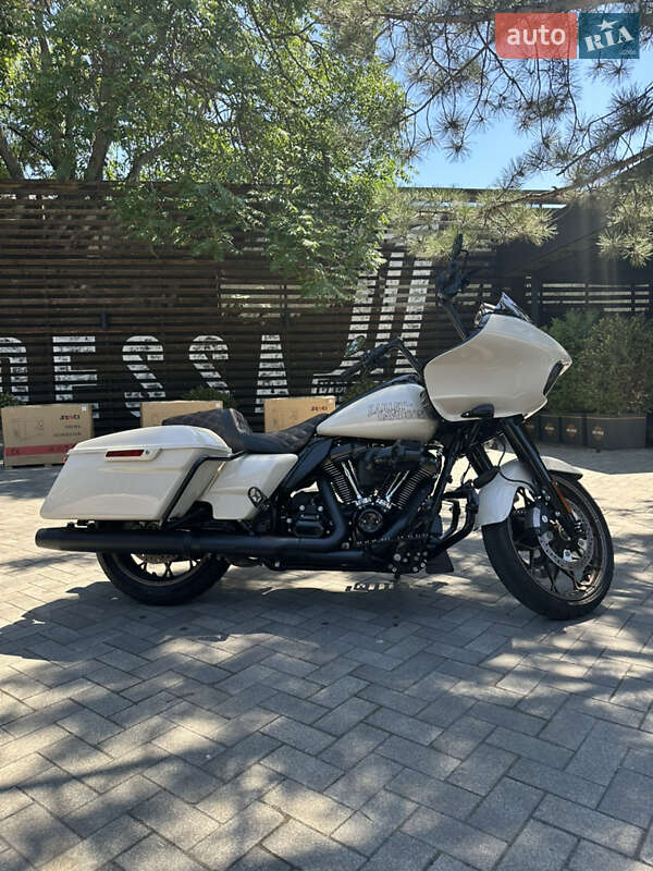 Harley-Davidson FLTRX Road Glide 2023