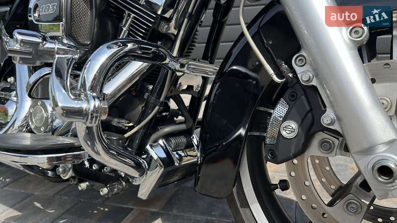 Мотоцикл Круізер Harley-Davidson FLTRX 2016 в Сарнах