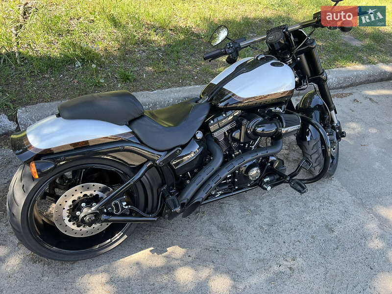 Мотоцикл Чоппер Harley-Davidson FXSE Softail Pro Street Breakout 2016 в Киеве
