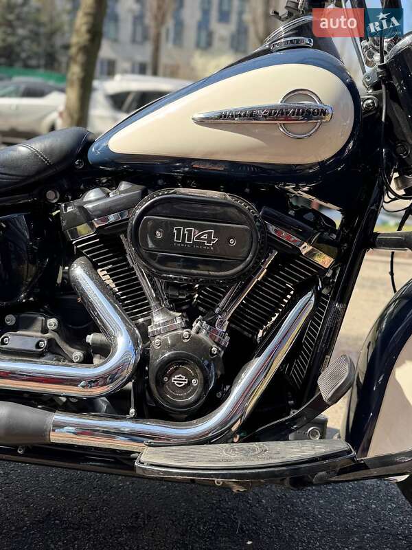 Мотоцикл Чоппер Harley-Davidson Heritage Softail 2018 в Киеве фото 6 Мотоцикл Чоппер Harley-Davidson Heritage Softail 2018 в Киеве