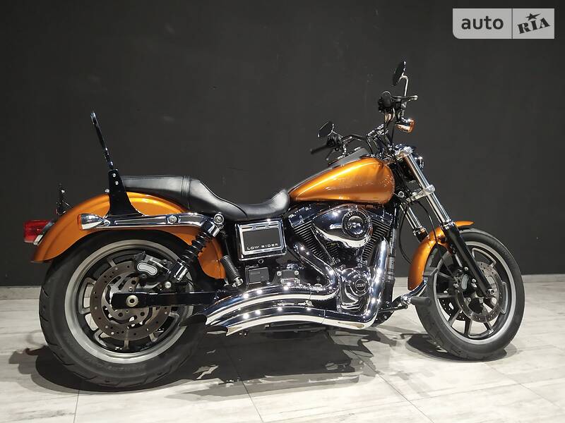 Мотоцикл Чоппер Harley-Davidson Low Rider	 2015 в Львові