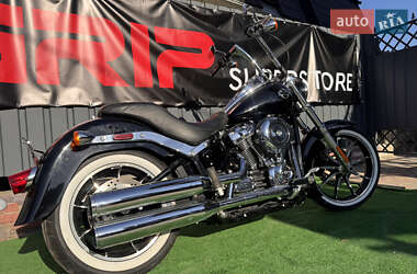 Мотоцикл Чоппер Harley-Davidson Low Rider	 2019 в 