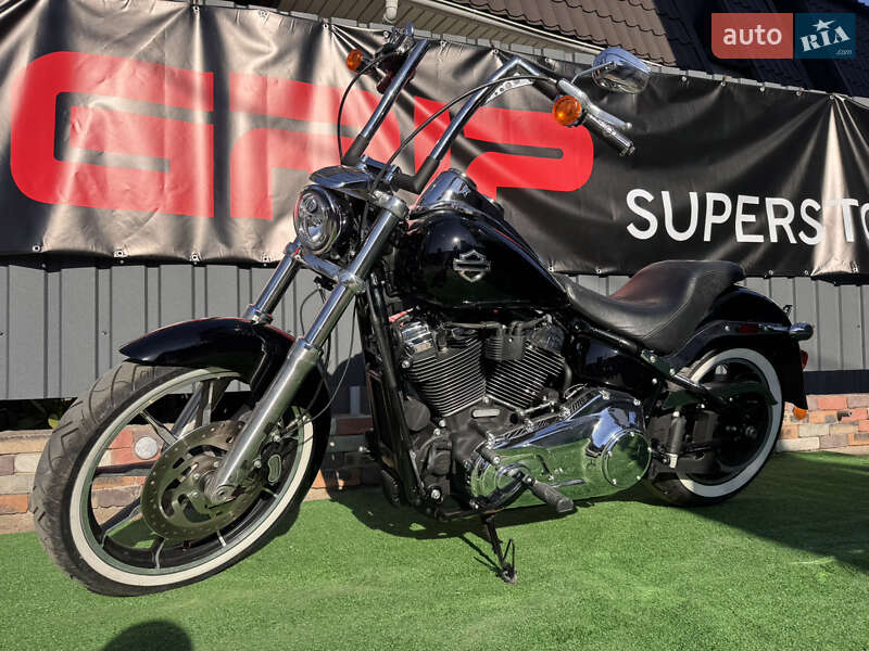 Мотоцикл Чоппер Harley-Davidson Low Rider	 2019 в 