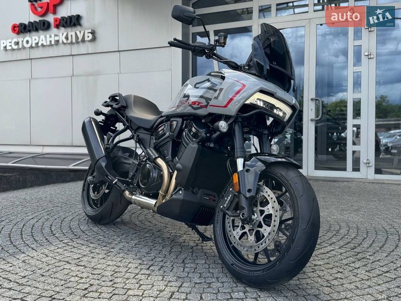 Harley-Davidson Pan America ST 2025