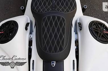 Мотоцикл Кастом Harley-Davidson Road Glide 2017 в 