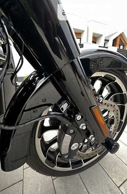 Мотоцикл Чоппер Harley-Davidson Road Glide 2023 в 