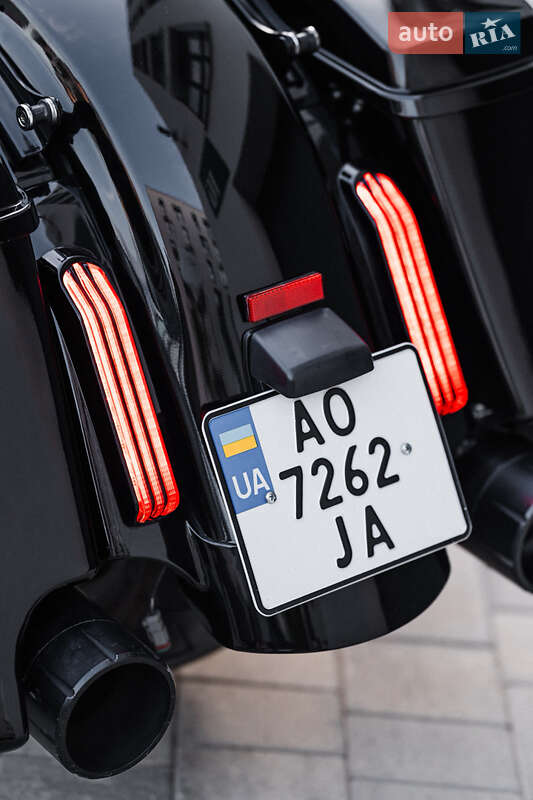 Боббер Harley-Davidson Road Glide 2021 в Ужгороде