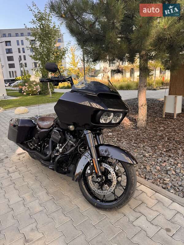Мотоцикл Круизер Harley-Davidson Road Glide 2021 в Ужгороде