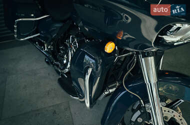 Мотоцикл Круізер Harley-Davidson Road Glide 2015 в 