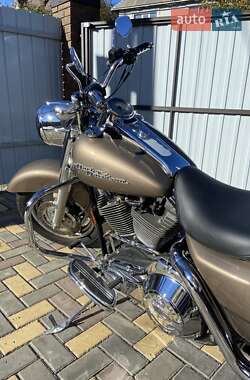 Мотоцикл Чоппер Harley-Davidson Road King 2005 в 