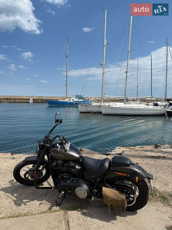 Боббер Harley-Davidson Street Bob 2017 в Одесі фото 2 Боббер Harley-Davidson Street Bob 2017 в Одесі