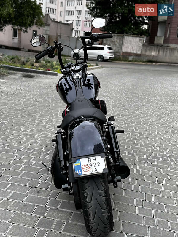 Мотоцикл Чоппер Harley-Davidson Street Bob 2015 в Одесі