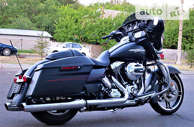 Мотоцикл Туризм Harley-Davidson Street Glide 2015 в Киеве