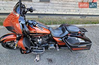 Мотоцикл Туризм Harley-Davidson Street Glide 2016 в Киеве