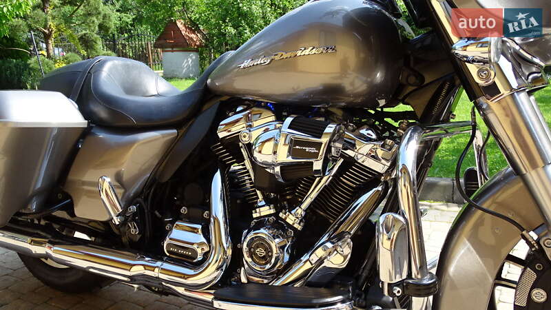 Мотоцикл Круизер Harley-Davidson Street Glide 2018 в Дрогобыче