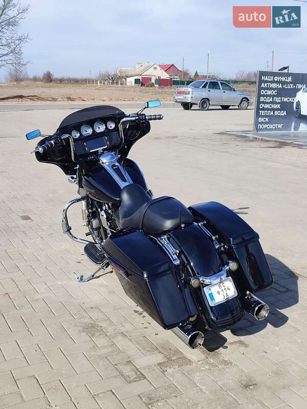 Мотоцикл Круизер Harley-Davidson Street Glide 2015 в Днепре