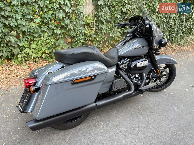 Мотоцикл Туризм Harley-Davidson Street Glide 2021 в Киеве