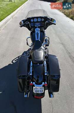 Мотоцикл Туризм Harley-Davidson Street Glide 2018 в 